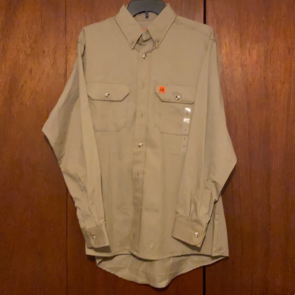 BRAN NEW!! Wrangler FR Men’s long sleeve shirt
